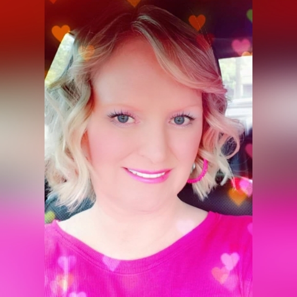 A Little Bit of This & That 🛍️🗳️ - Picture 2 of 7